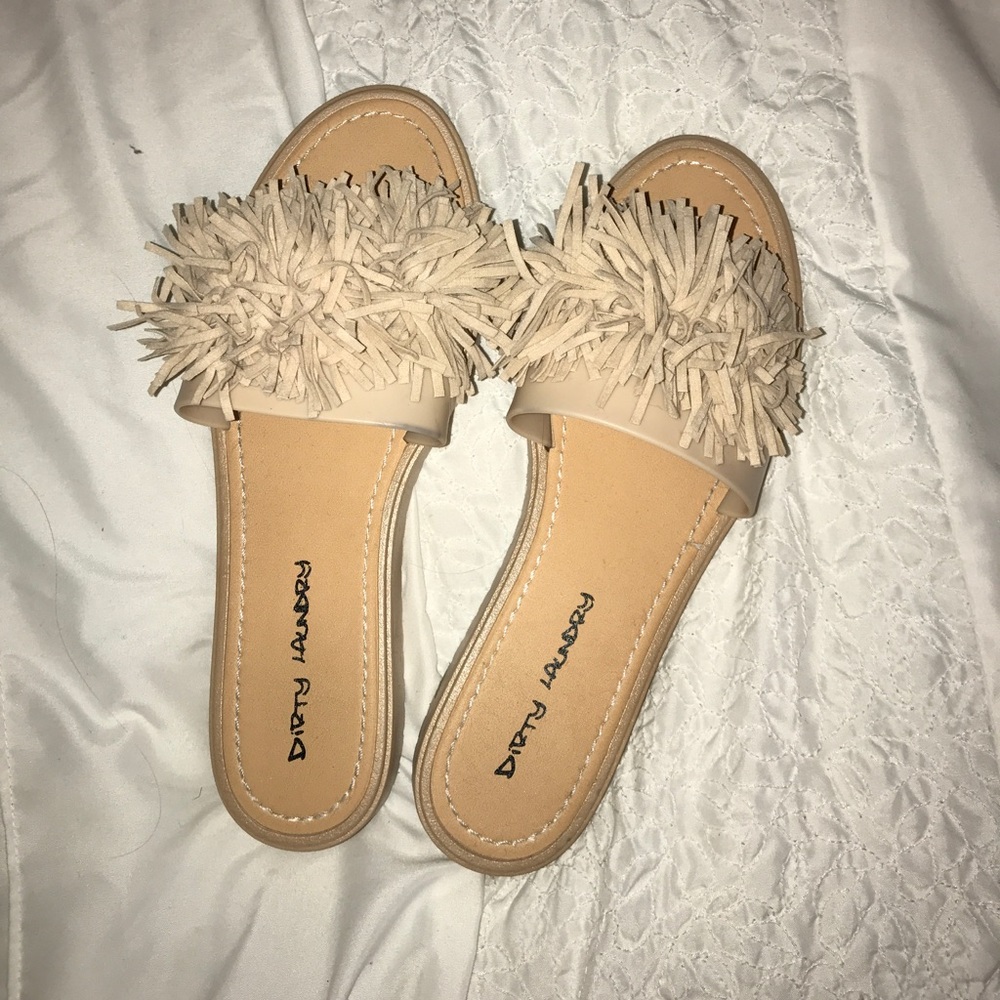 Pom Pom sandal